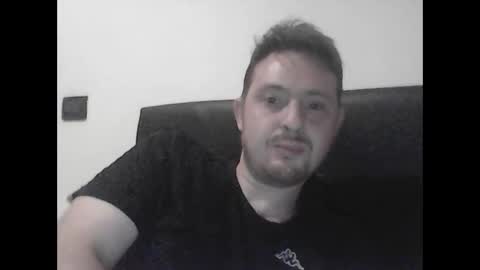 Snapshot of raffapelle49 chatting on May 18, 7:20 pm raffapelle49 online show from May 18, 7:20 pm