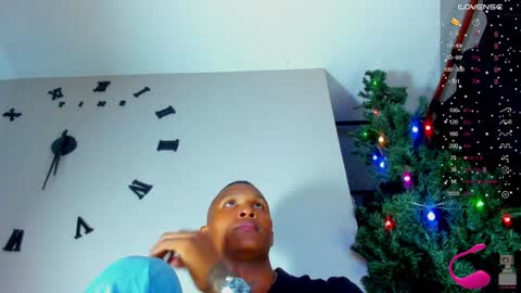 Andres H online show from January 1, 1:04 am