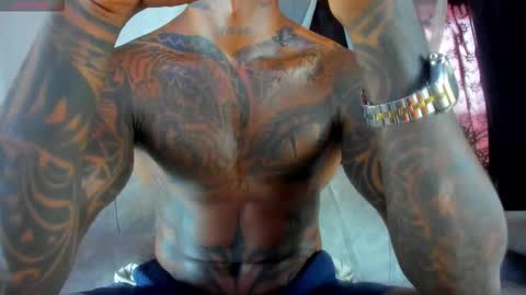 Andres H online show from October 31, 6:31 pm