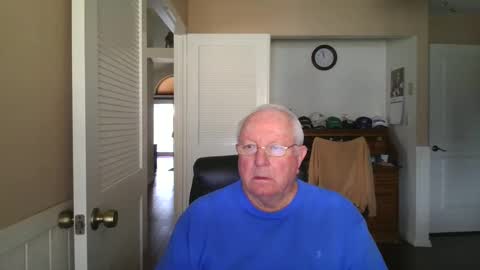 Snapshot of raiderman215 chatting on February 12, 7:56 pm raiderman215 online show from February 12, 7:56 pm