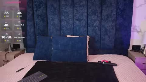 Snapshot of railey_rosse_ chatting on September 19, 4:40 pm  Welcome to my room  online show from September 19, 4:40 pm
