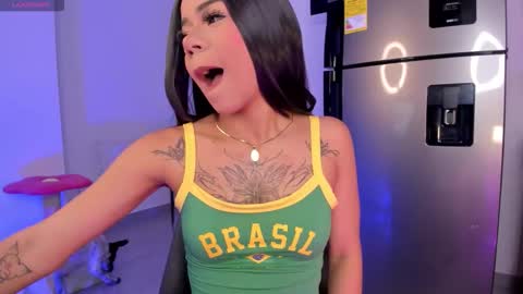  Welcome to my room  online show from December 21, 1:24 am