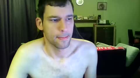 Snapshot of raimondo32 chatting on January 8, 9:21 am Raimondo te Paste online show from January 8, 9:21 am