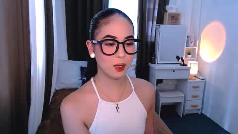 raindrizzle1706 online show from September 10, 8:14 am