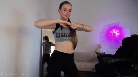 Call me Lei online show from September 23, 3:15 pm