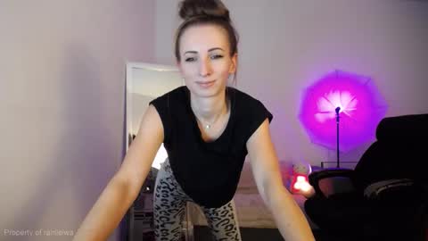 Call me Lei online show from November 5, 4:18 pm