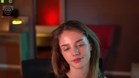 Snapshot of raisadoll chatting on November 20, 7:13 pm Raisa online show from November 20, 7:13 pm