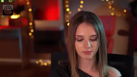 Snapshot of raisadoll chatting on January 10, 7:37 pm Raisa online show from January 10, 7:37 pm