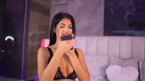 Raisa online show from September 21, 3:35 pm