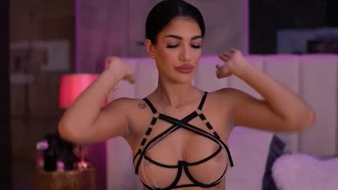 Raisa online show from November 11, 4:51 pm