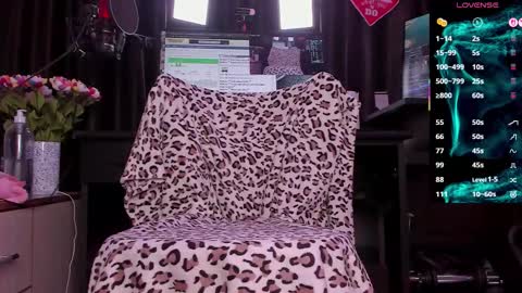 Laura online show from March 16, 3:45 am