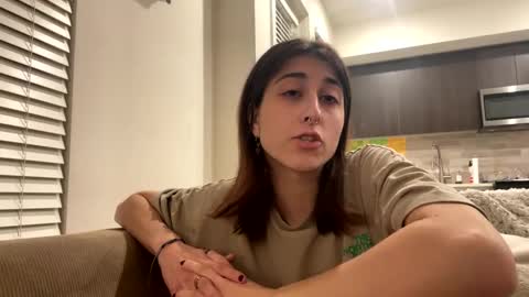 Snapshot of raiyvyn chatting on December 27, 3:53 am Ray Ray online show from December 27, 3:53 am