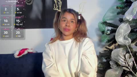  Nina  online show from December 12, 3:32 am