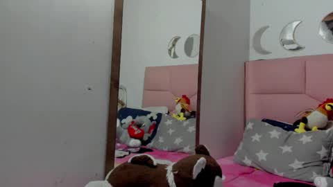 Snapshot of rajjnar_nina chatting on May 20, 3:13 am Nina online show from May 20, 3:13 am