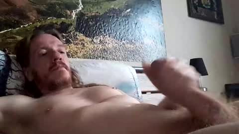 Snapshot of ralf678524 chatting on October 28, 8:51 am ralf678524 online show from October 28, 8:51 am