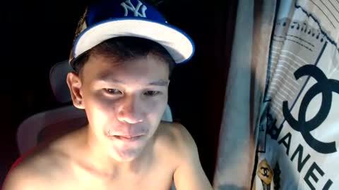 Snapshot of ralfhuge24 chatting on June 23, 7:45 pm ralfhuge24 online show from June 23, 7:45 pm