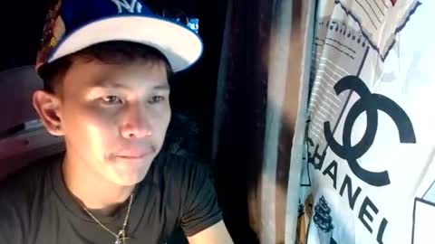 Snapshot of ralfhuge24 chatting on July 2, 9:26 am ralfhuge24 online show from July 2, 9:26 am