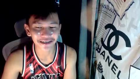 Snapshot of ralfhuge24 chatting on July 5, 12:56 pm ralfhuge24 online show from July 5, 12:56 pm