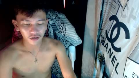 Snapshot of ralfhuge24 chatting on July 21, 4:53 pm ralfhuge24 online show from July 21, 4:53 pm