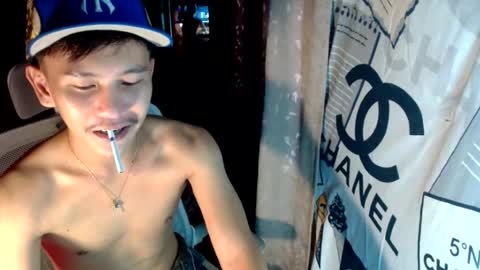 Snapshot of ralfhuge24 chatting on July 26, 7:59 am ralfhuge24 online show from July 26, 7:59 am