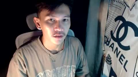 Snapshot of ralfhuge24 chatting on August 2, 10:25 am ralfhuge24 online show from August 2, 10:25 am
