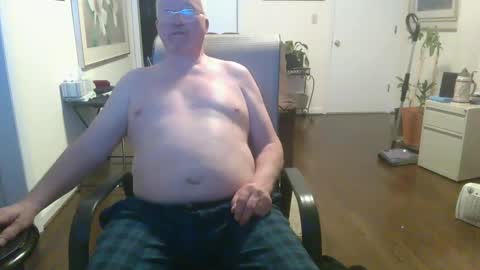 Snapshot of ram4u123 chatting on December 27, 5:31 am Ram online show from December 27, 5:31 am