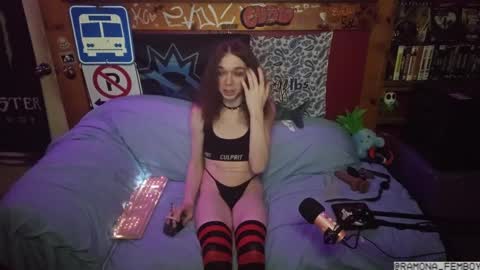 Snapshot of ramona_femboy chatting on September 27, 3:00 am ramona_femboy online show from September 27, 3:00 am