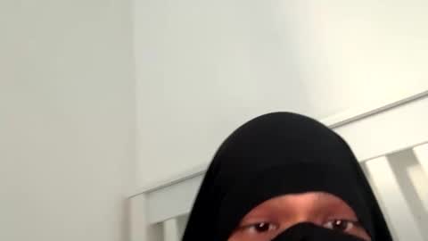 Snapshot of ramyx3254 chatting on March 18, 5:38 pm ramyx3254 online show from March 18, 5:38 pm