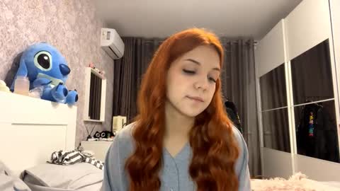 Randa online show from October 15, 7:03 pm