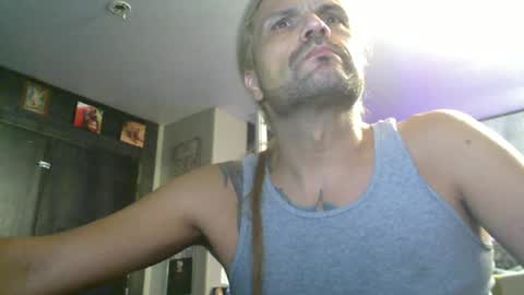 Randy8inbater online show from August 2, 9:19 am