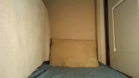 Snapshot of rangedmango1997 chatting on November 10, 9:30 am rangedmango1997 online show from November 10, 9:30 am