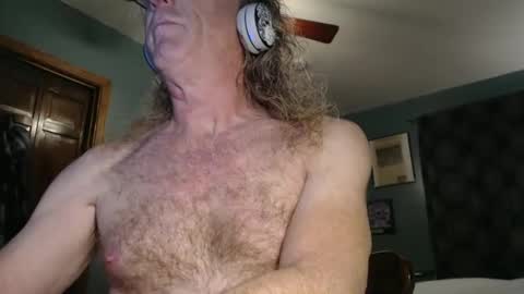 Snapshot of ranger510 chatting on December 25, 2:57 am Ranger510 online show from December 25, 2:57 am