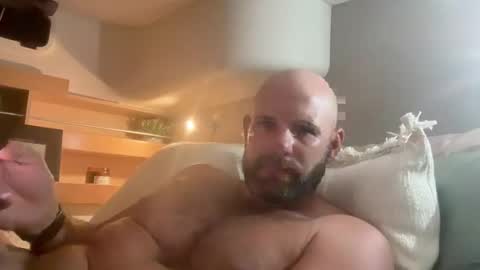 Snapshot of ransguy chatting on September 22, 11:01 am ransguy online show from September 22, 11:01 am