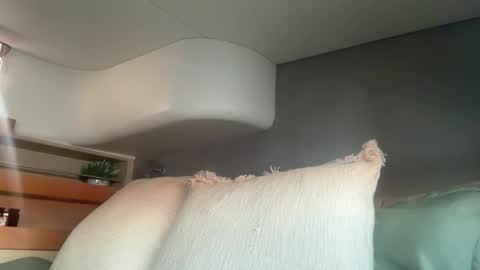 ransguy online show from January 14, 8:31 am