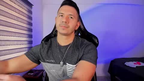 Snapshot of ransoj chatting on November 3, 2:07 pm Jonas online show from November 3, 2:07 pm