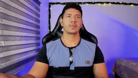 Snapshot of ransoj chatting on June 11, 1:42 pm Jonas online show from June 11, 1:42 pm