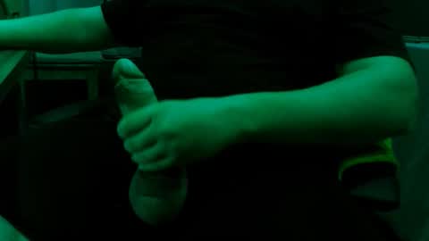 Snapshot of rapaces49 chatting on September 30, 3:28 pm Raptor online show from September 30, 3:28 pm