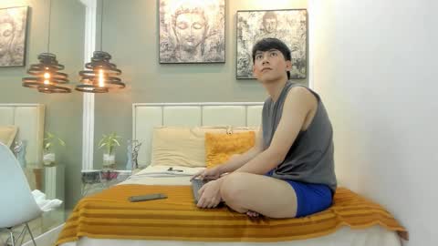 Raphael Nyon online show from March 7, 4:42 am