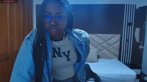 Raquel online show from November 14, 11:42 am