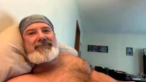 rascal_0073 online show from October 14, 7:58 pm