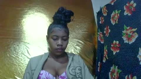 Snapshot of rasoaa chatting on June 26, 2:27 am Rasoaa online show from June 26, 2:27 am