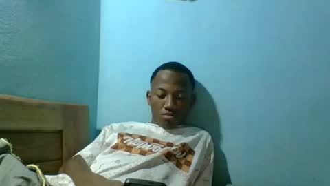 rasoelysca online show from April 5, 3:15 am