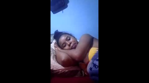 rasoelysca online show from June 7, 7:17 pm