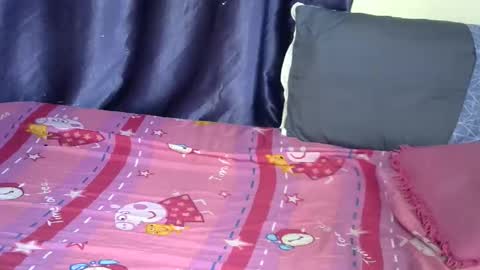 Snapshot of rasta_berry chatting on October 29, 5:31 am rasta online show from October 29, 5:31 am