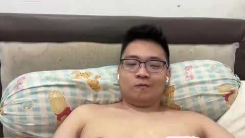 randomnaut online show from December 7, 7:43 pm