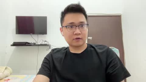 randomnaut online show from February 18, 11:55 am