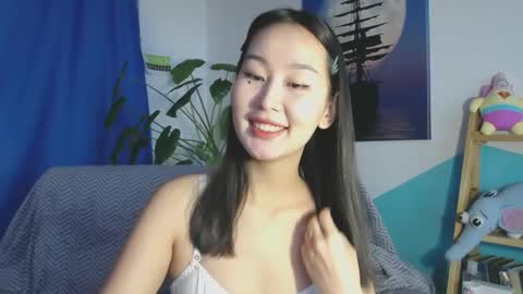 ratna_mm online show from December 4, 8:34 am