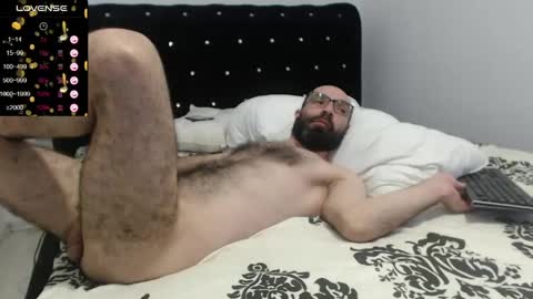 RaulWildBoy27 online show from May 7, 7:41 pm