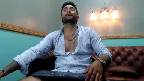rauldickins online show from May 15, 7:21 pm