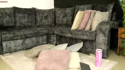 Snapshot of raven06_ chatting on June 20, 1:30 am Raven online show from June 20, 1:30 am